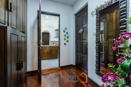 Bali Style Villa on Big Plot in Great Location!