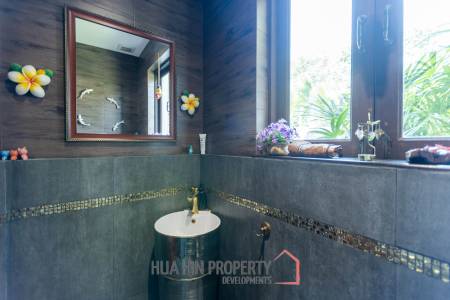 Bali Style Villa on Big Plot in Great Location!