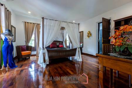 Bali Style Villa on Big Plot in Great Location!