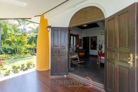 Bali Style Villa on Big Plot in Great Location!