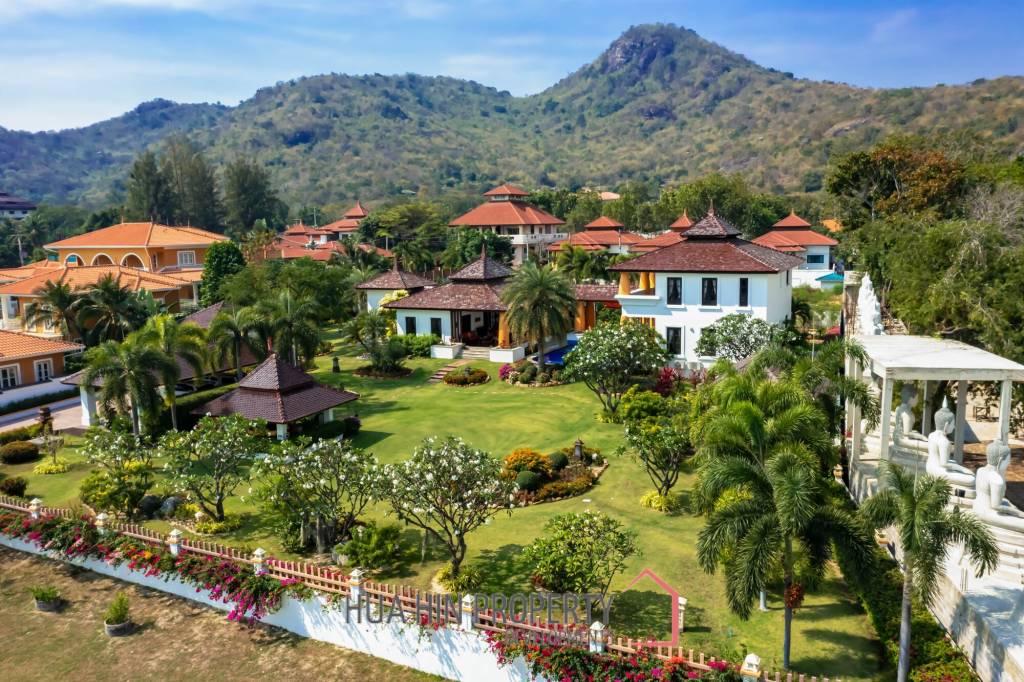 Bali Style Villa on Big Plot in Great Location!