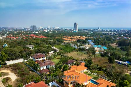 Bali Style Villa on Big Plot in Great Location!
