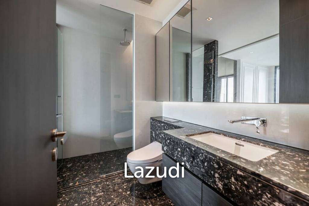 2 Bed 2 Bath 103 SQ.M BEATNIQ Sukhumvit 32