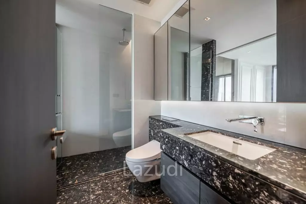 2 Bed 2 Bath 103 SQ.M BEATNIQ Sukhumvit 32