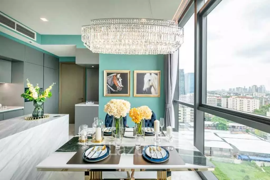2 Bed 3 bath 125 SQ.M The Monument Thong Lo