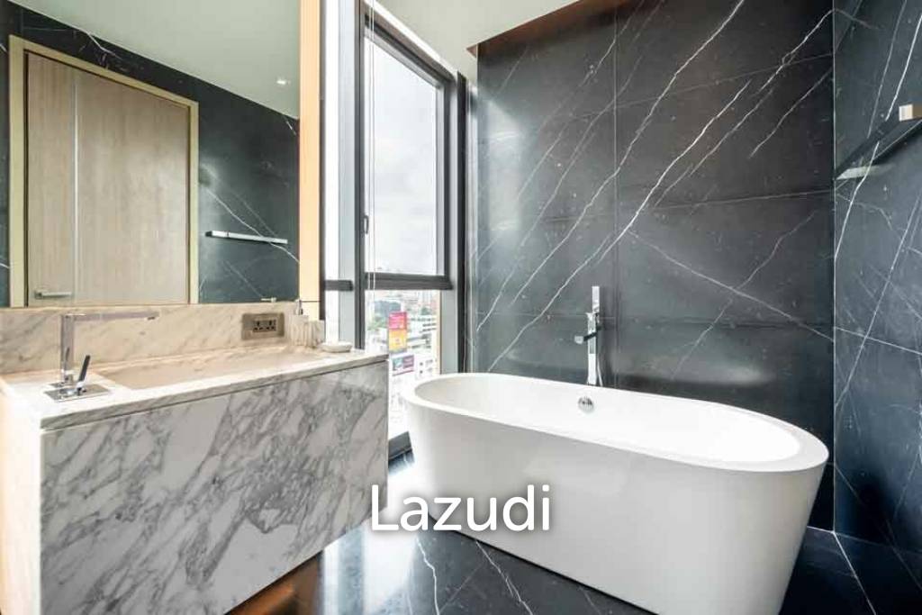 2 Bed 3 bath 125 SQ.M The Monument Thong Lo