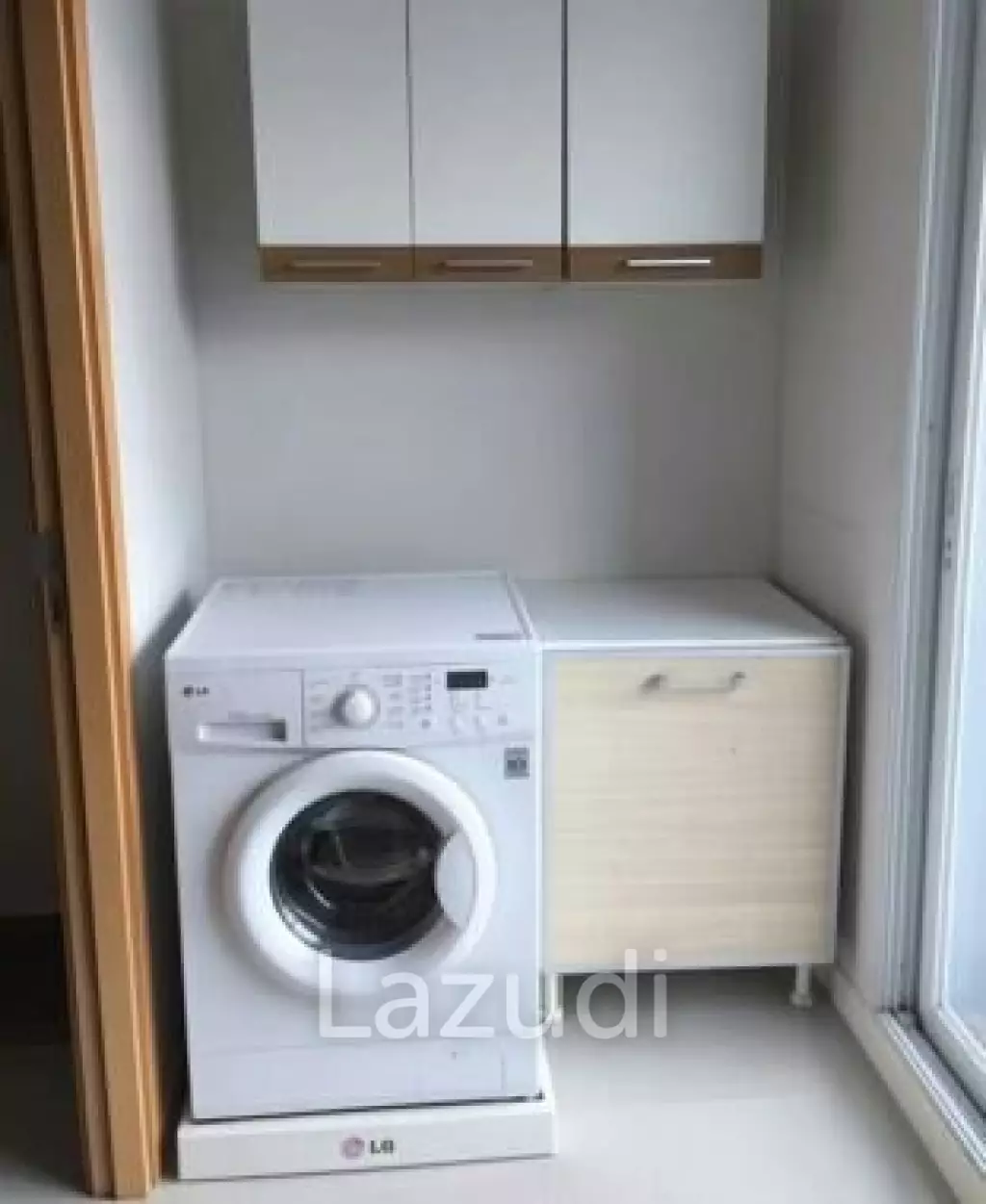 2 Bed 2 Bath 97 SQ.M  Circle Condominium