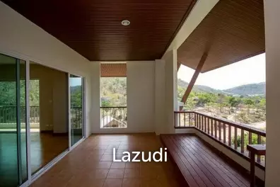 2 Bed at Blue Mountain Condo