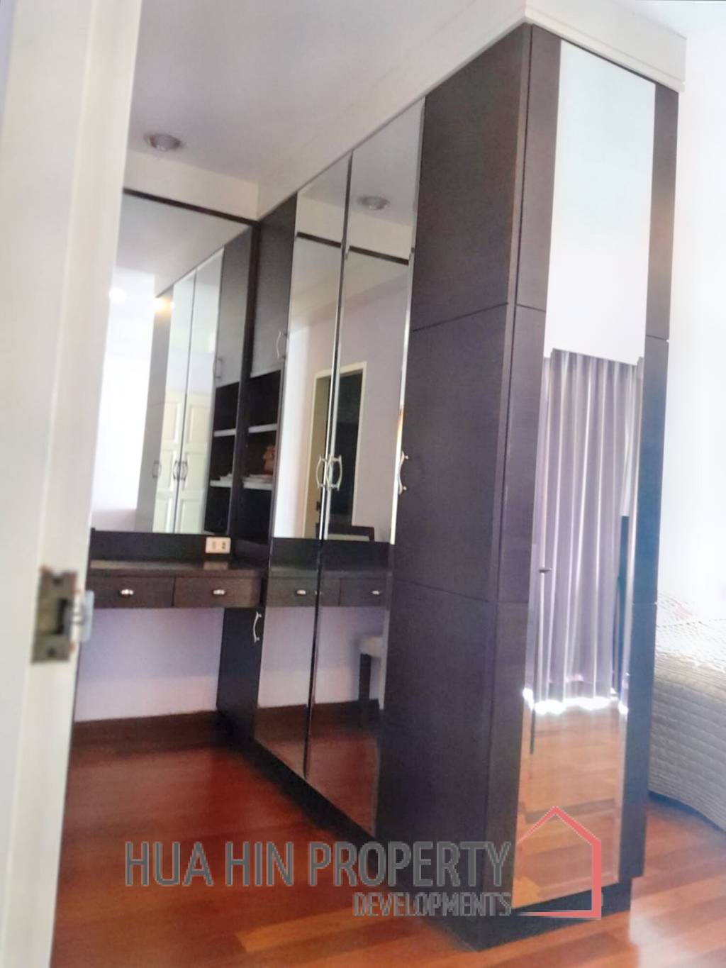 3 Bed 178 SQ.M Condotel Cliff + Beach Krissadanakorn