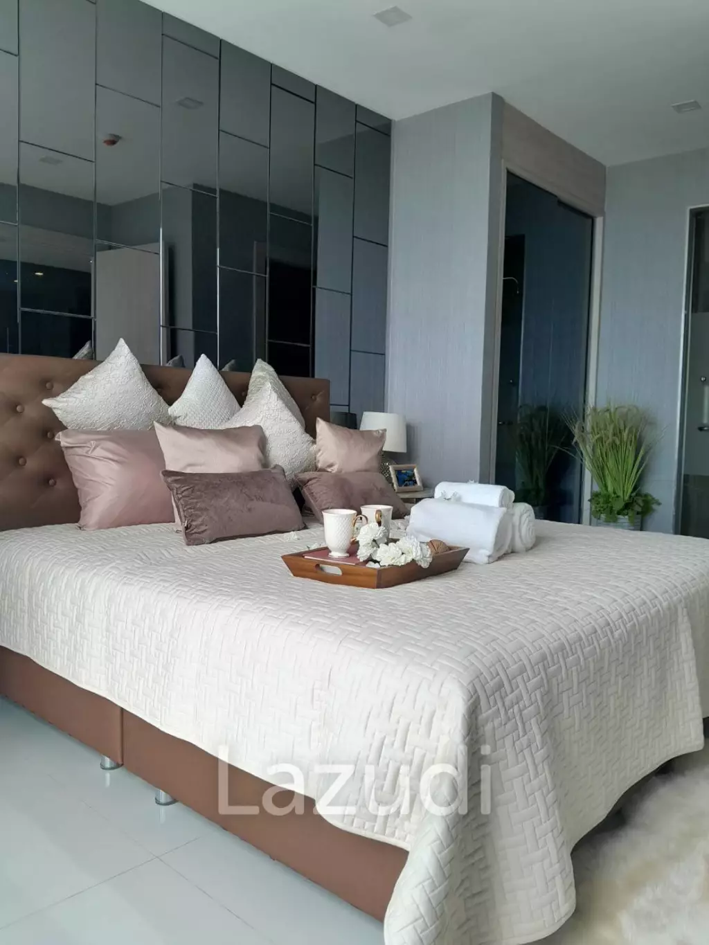 1 Bedroom 1 Bahtroom 39.89 Sqm.The Jewel