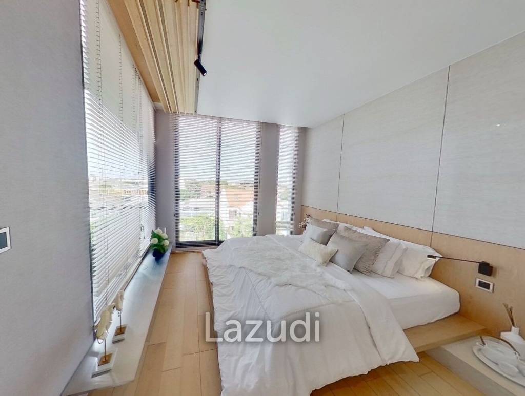 4 Bed 5 Bath 531 SQ.M. ME-I Avenue Srinakarin