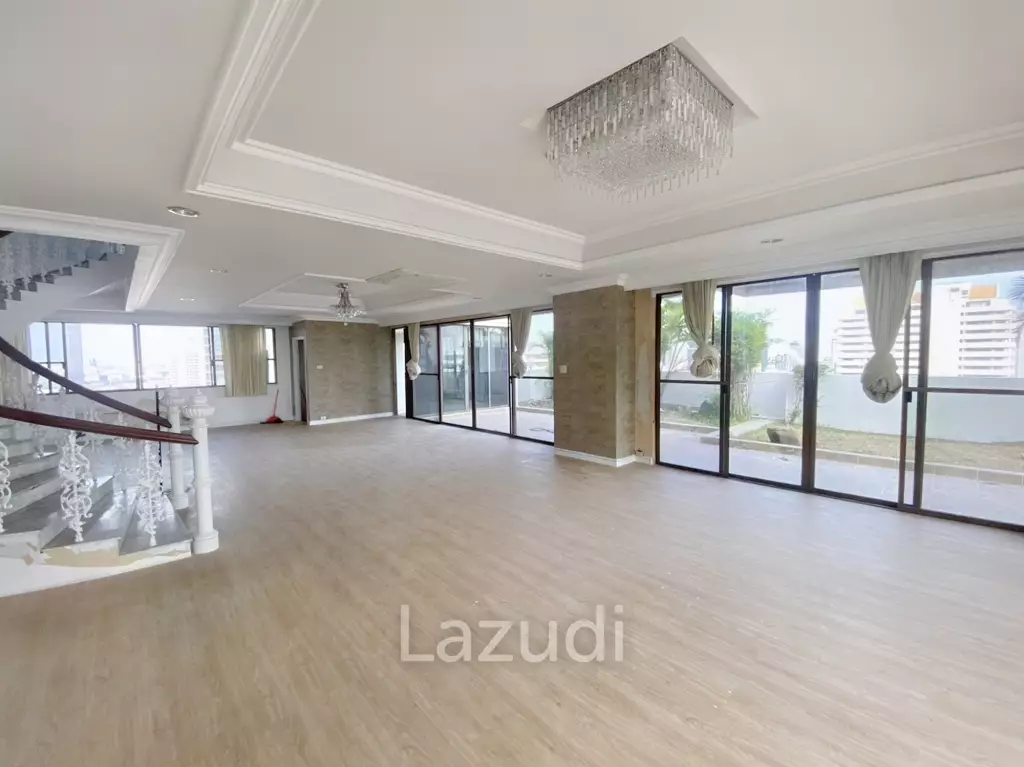 3 Bed 4 Bath 600 SQ.M at Charan Tower