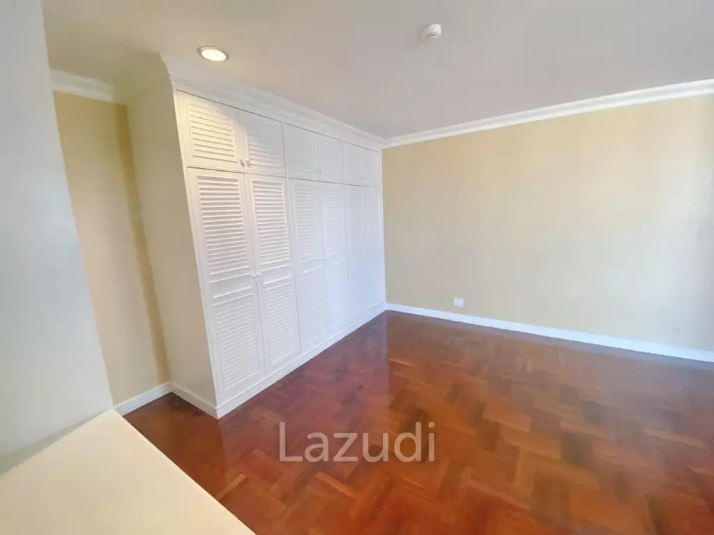 3 Bed 4 Bath 600 SQ.M at Charan Tower