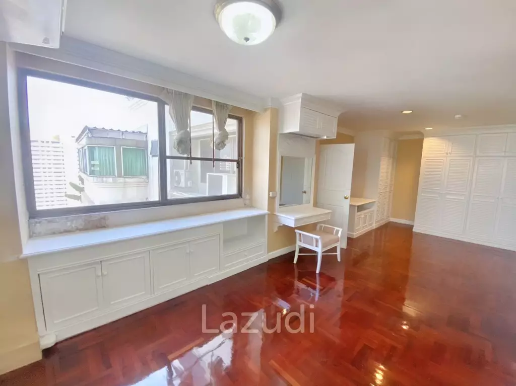 3 Bed 4 Bath 600 SQ.M at Charan Tower