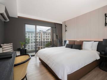 2 Bed 2 Bath 58.10 SQ.M. Bayphere Premier Suite
