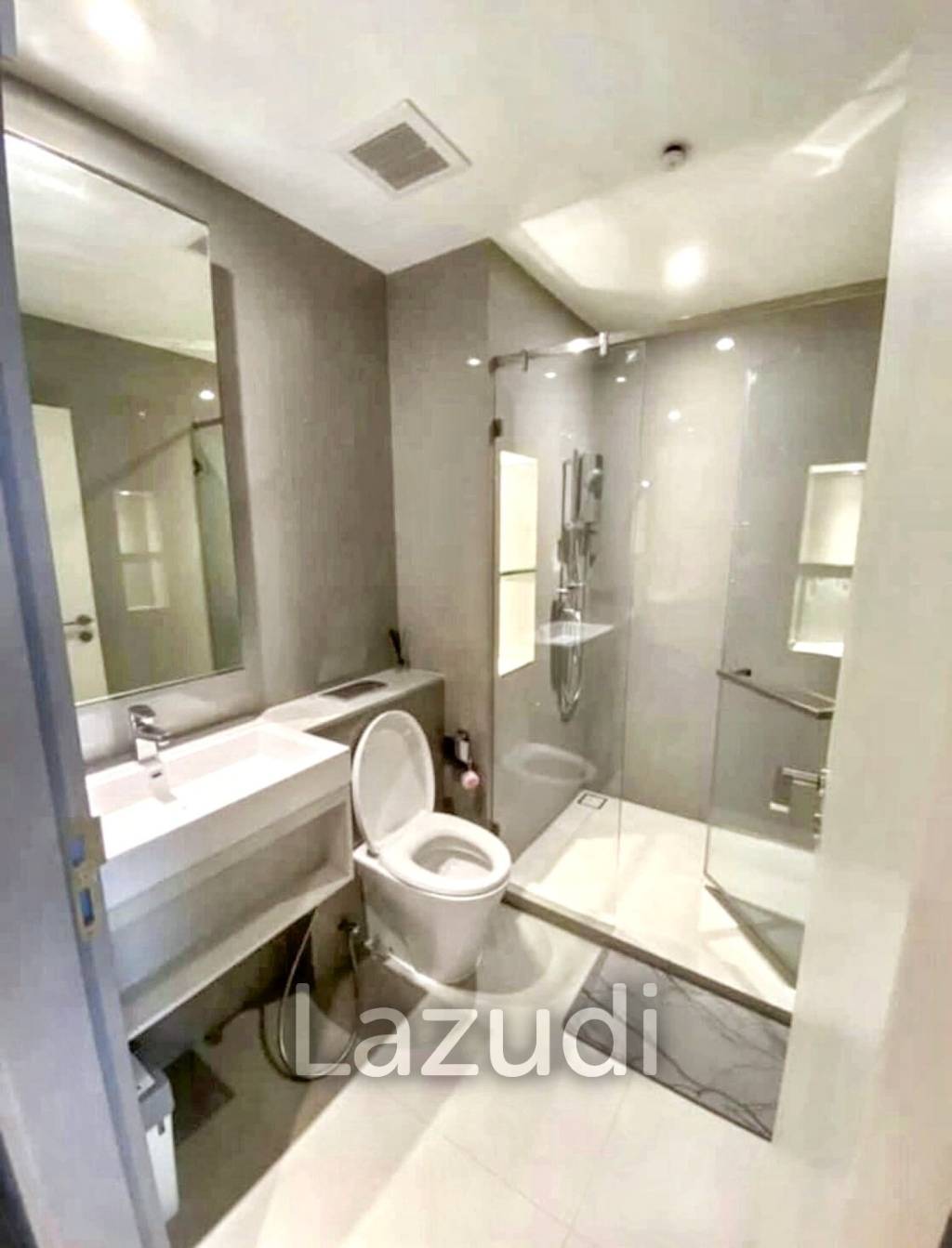 1 Bed 32 SQ.M  Whizdom Station Ratchada - Thapra