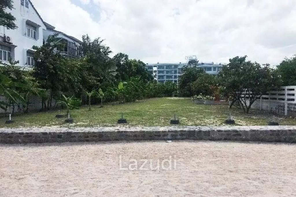Beachfront Land for sale in Cha-Am