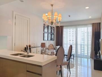 2 Bed 3 Bath 81 SQ.M At Q Langsuan