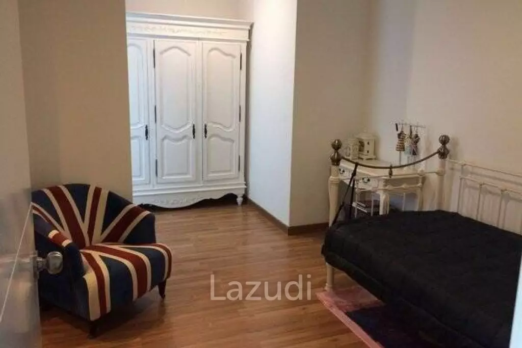 2 Bed Condo in Khao Takiab