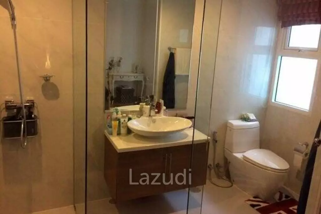 2 Bed Condo in Khao Takiab