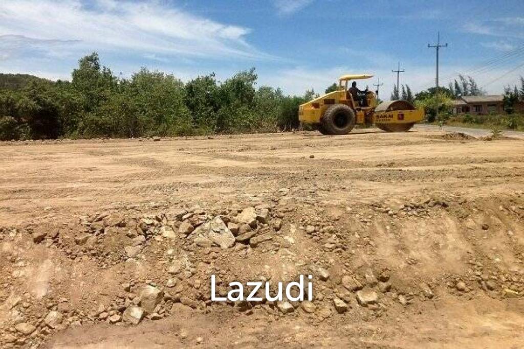 8 Rai of Land near the Sea