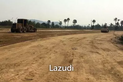 8 Rai of Land near the Sea
