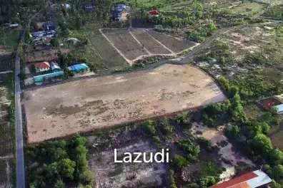 8 Rai of Land near the Sea