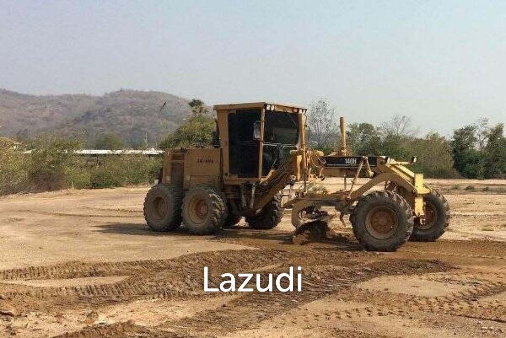 8 Rai of Land near the Sea