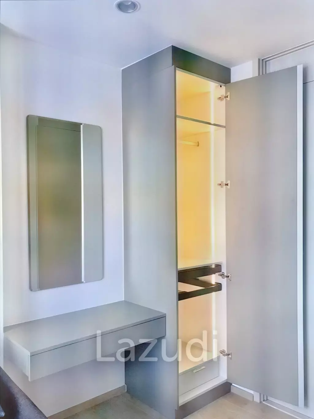 1 Bed 1 Bath 35 SQ.M  Noble Recole Sukhumvit 19