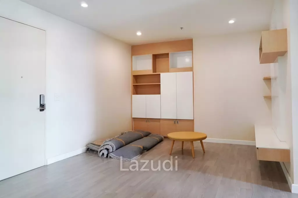 1 Bed 1 Bath 58 SQ.M The Room BTS Wongwian Yai
