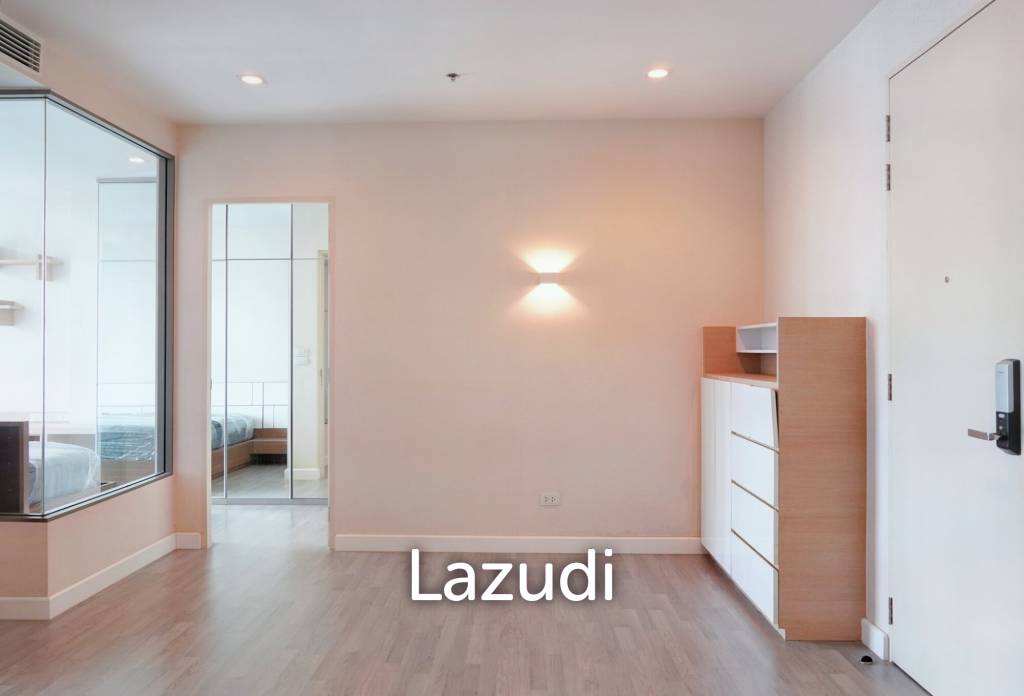 1 Bed 1 Bath 58 SQ.M The Room BTS Wongwian Yai