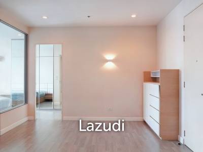 1 Bed 1 Bath 58 SQ.M The Room BTS Wongwian Yai