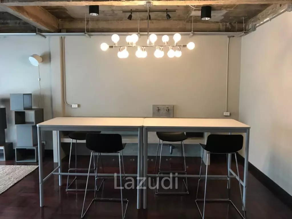 Newly Renovated 500 sqm Coworking Space on Sukhumvit 26 - Near BTS Prompong