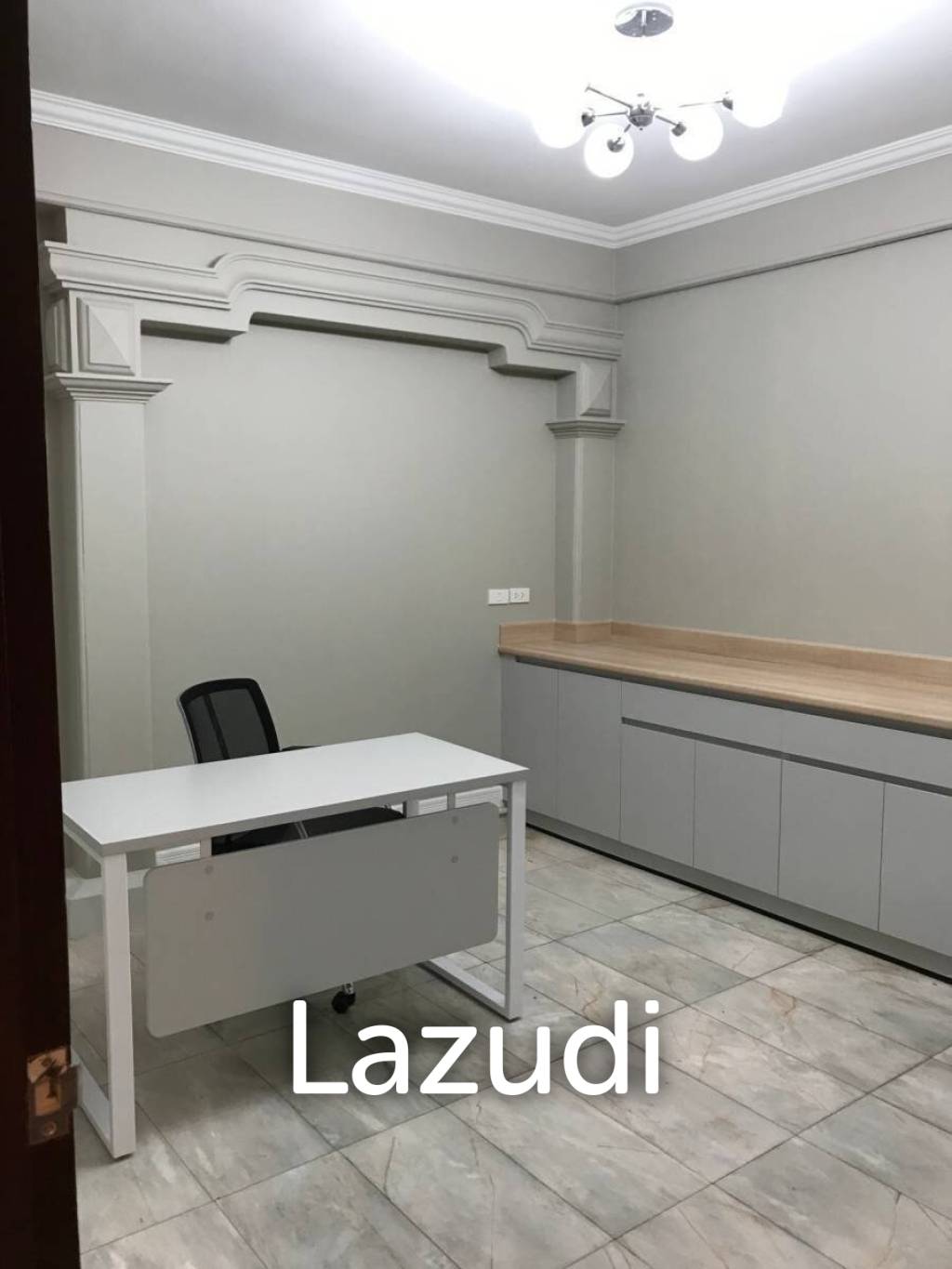 Newly Renovated 500 sqm Coworking Space on Sukhumvit 26 - Near BTS Prompong