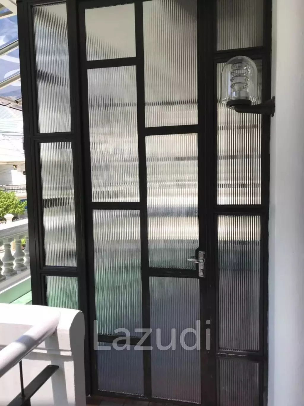 Newly Renovated 500 sqm Coworking Space on Sukhumvit 26 - Near BTS Prompong