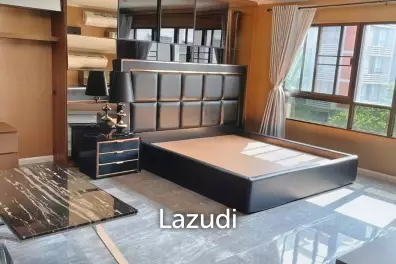 Studio 46 SQ.M Lumpini Place Narathiwas 24
