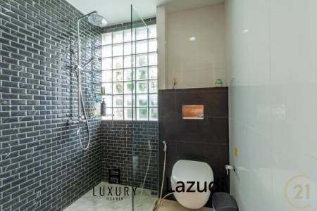 2 bed 3 bath condo for rent in Casa Daeng