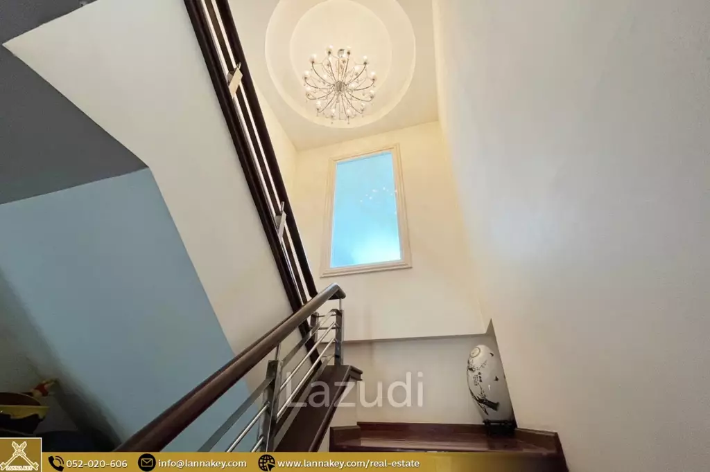 Luxury 2-storey house for sale in Nang Lae