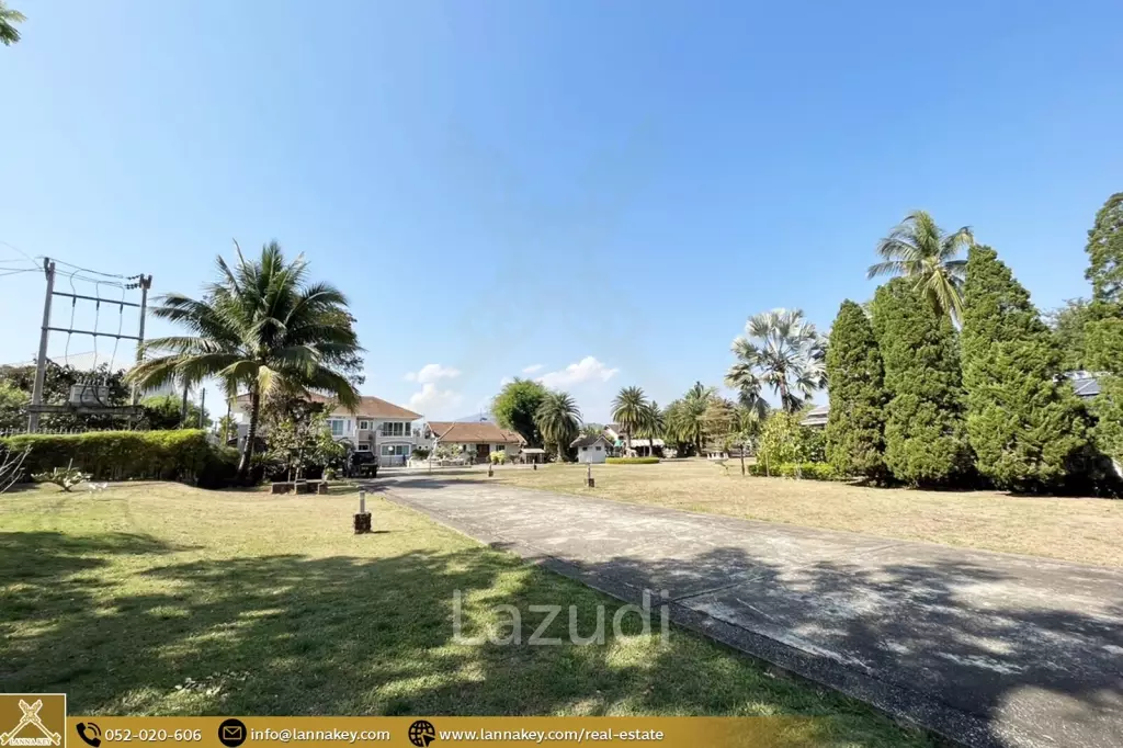 Luxury 2-storey house for sale in Nang Lae