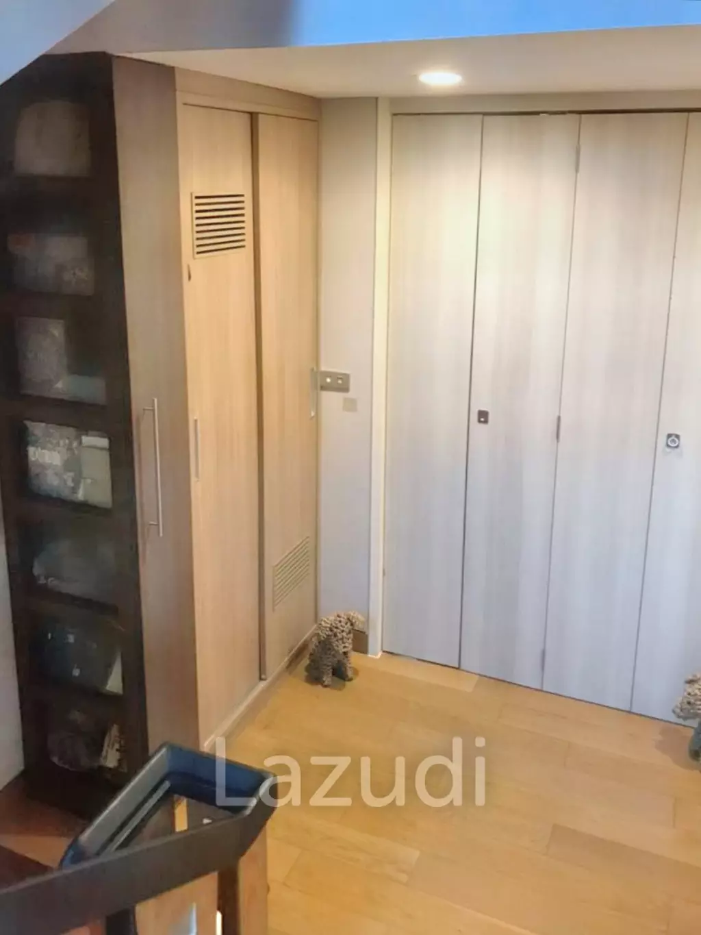 3 Bed 2 Bath 157 SQ.M The Lumpini 24