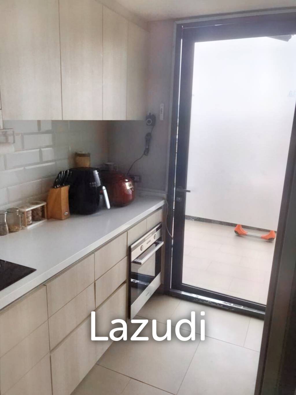 3 Bed 2 Bath 157 SQ.M The Lumpini 24