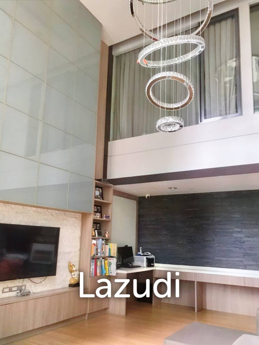 3 Bed 2 Bath 157 SQ.M The Lumpini 24