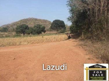 Beautiful Countryside Land with Sea View to build 1, 2 or up to 8 Houses