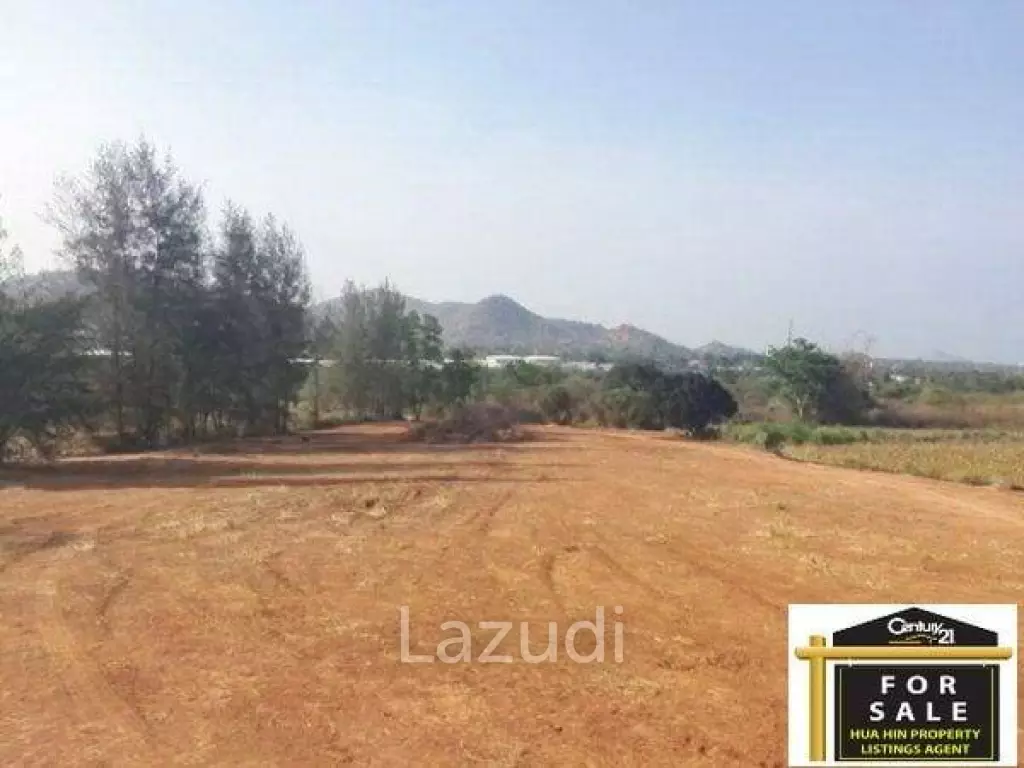 Beautiful Countryside Land with Sea View to build 1, 2 or up to 8 Houses