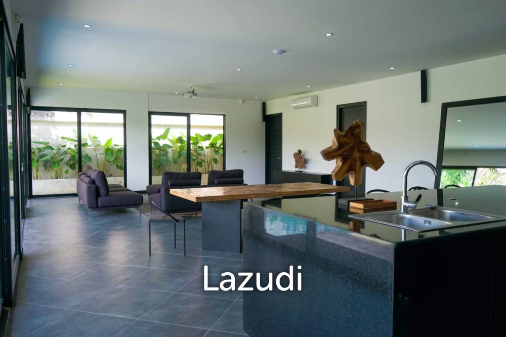 500 Sqm Umalas Villa.