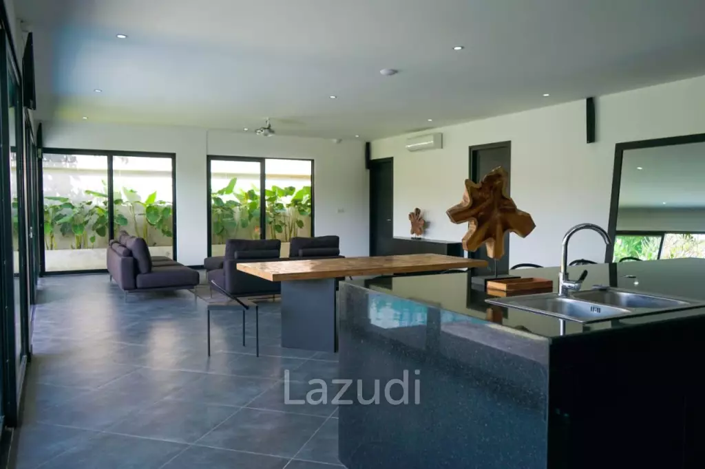 500 Sqm Umalas Villa.