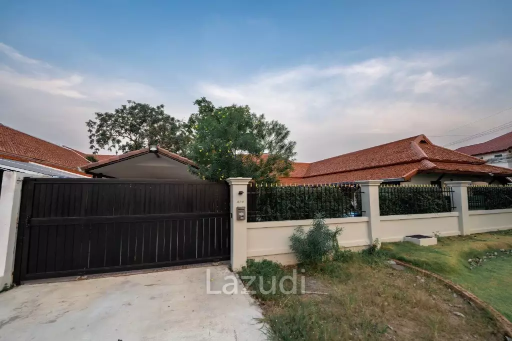 3 bed 4 bathrooms Mabprachan luxurey pool villa