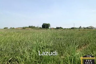 Lovely Land near Main Road with Great Views
