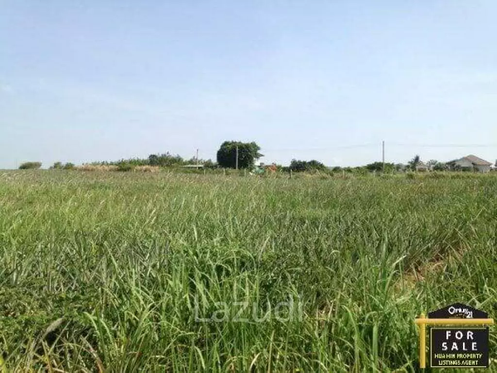 Lovely Land near Main Road with Great Views
