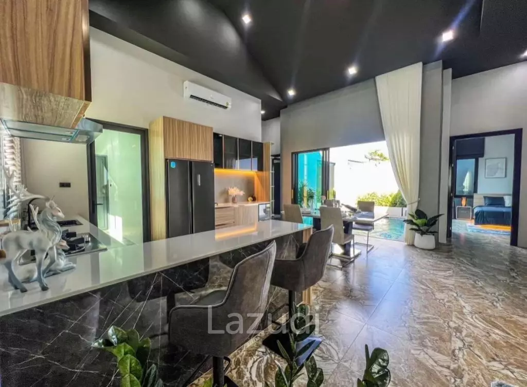 3 Beds 3 Baths 184 SQ.M. The Hamlet Pattaya